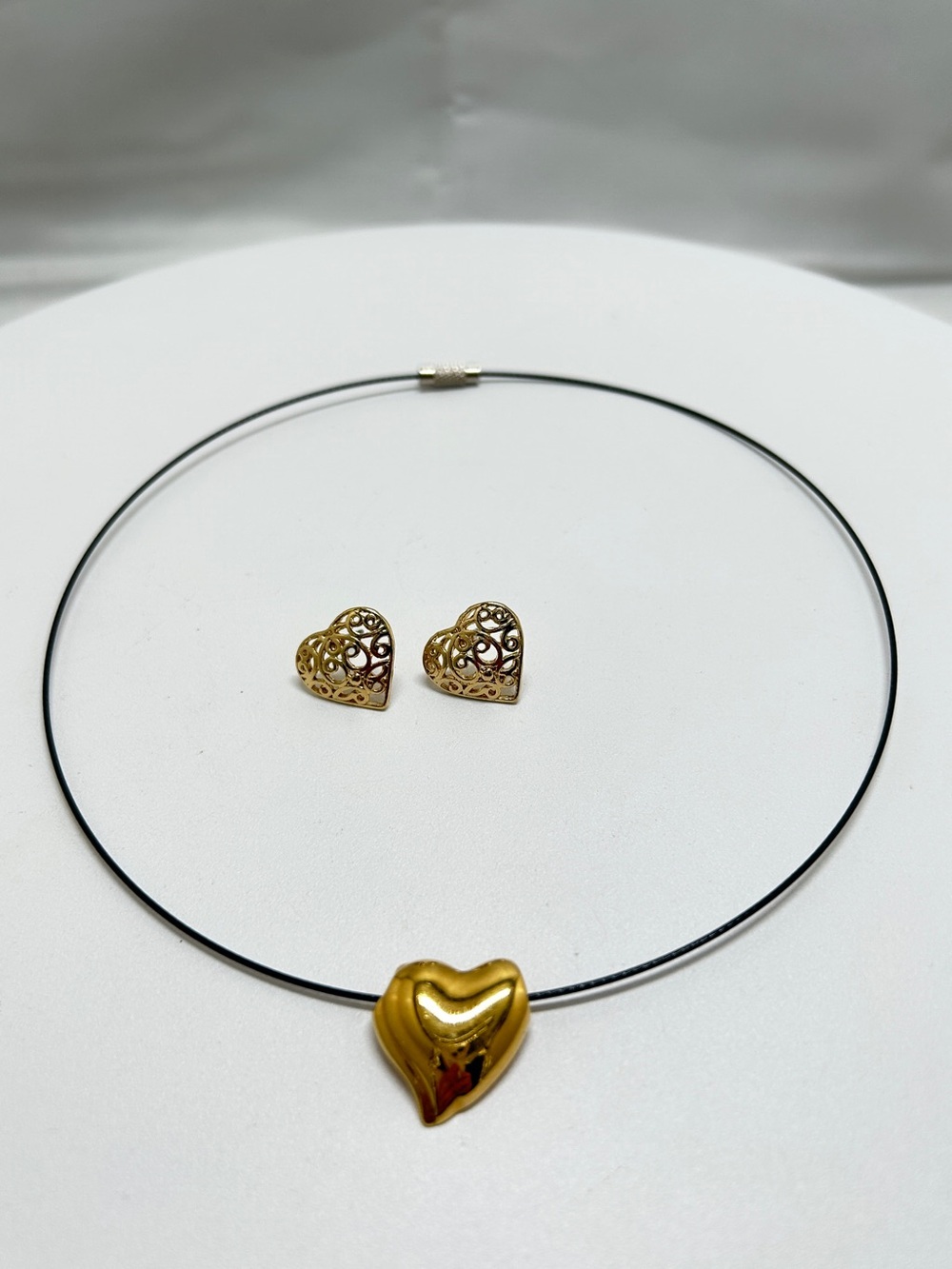 Vintage, Korea, Gold Heart Pendant And Cut Out Heart Earrings, Studs